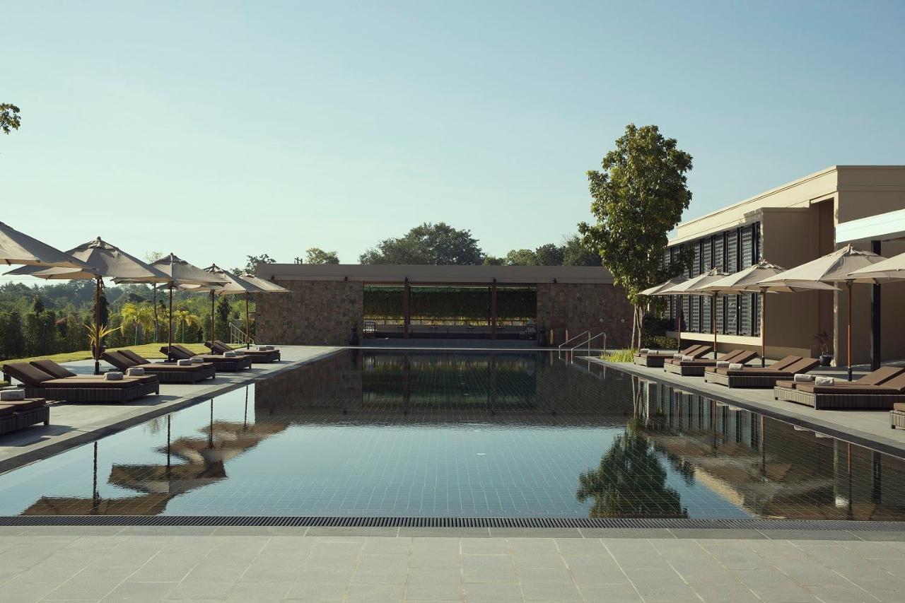 Emerald Palace Hotel Naypyidaw Exterior foto