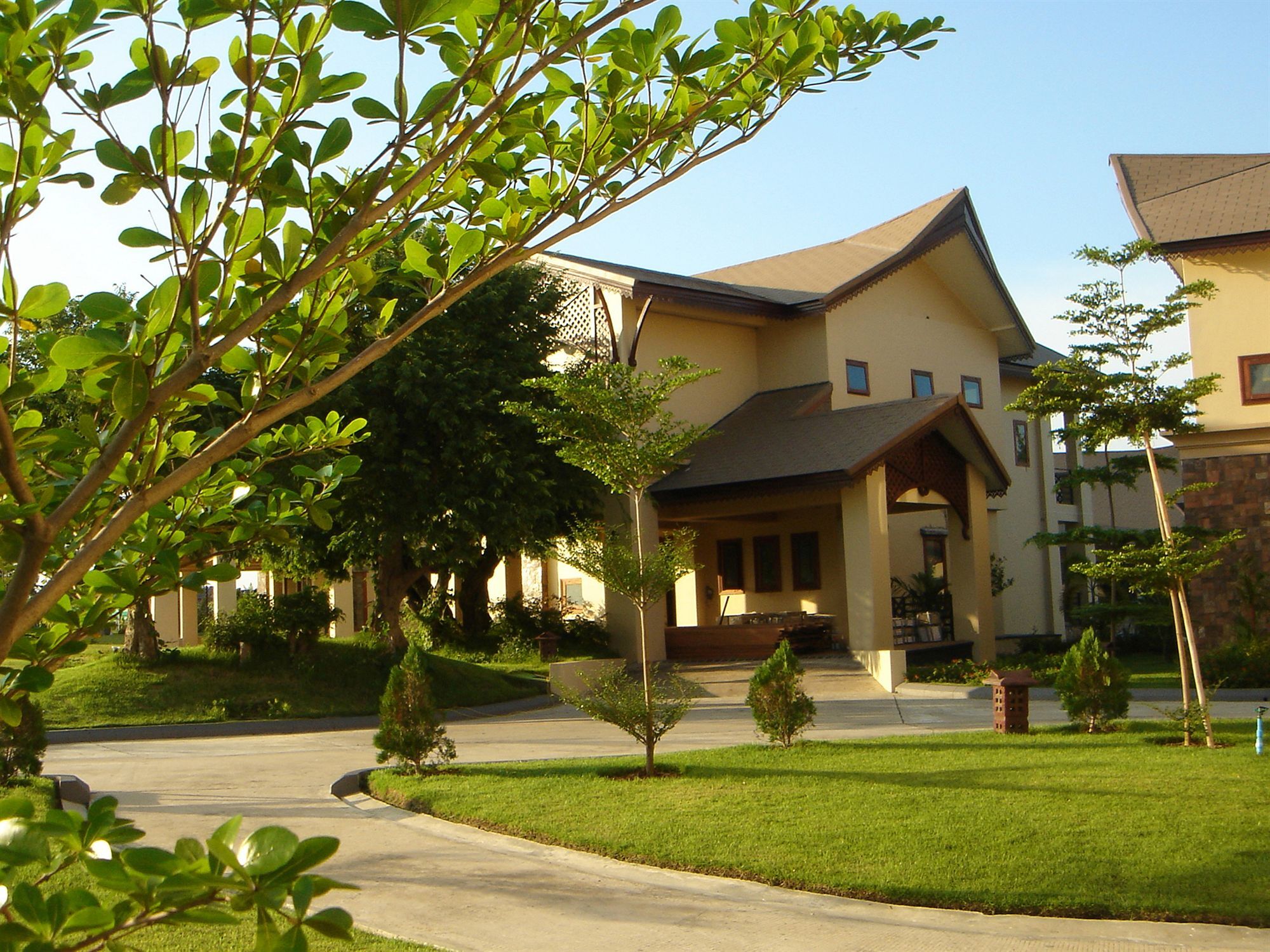 Emerald Palace Hotel Naypyidaw Exterior foto